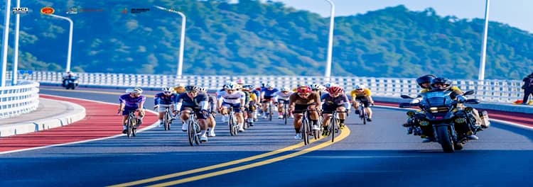 Cyclists participating in UCI Gran Fondo Hangzhou race