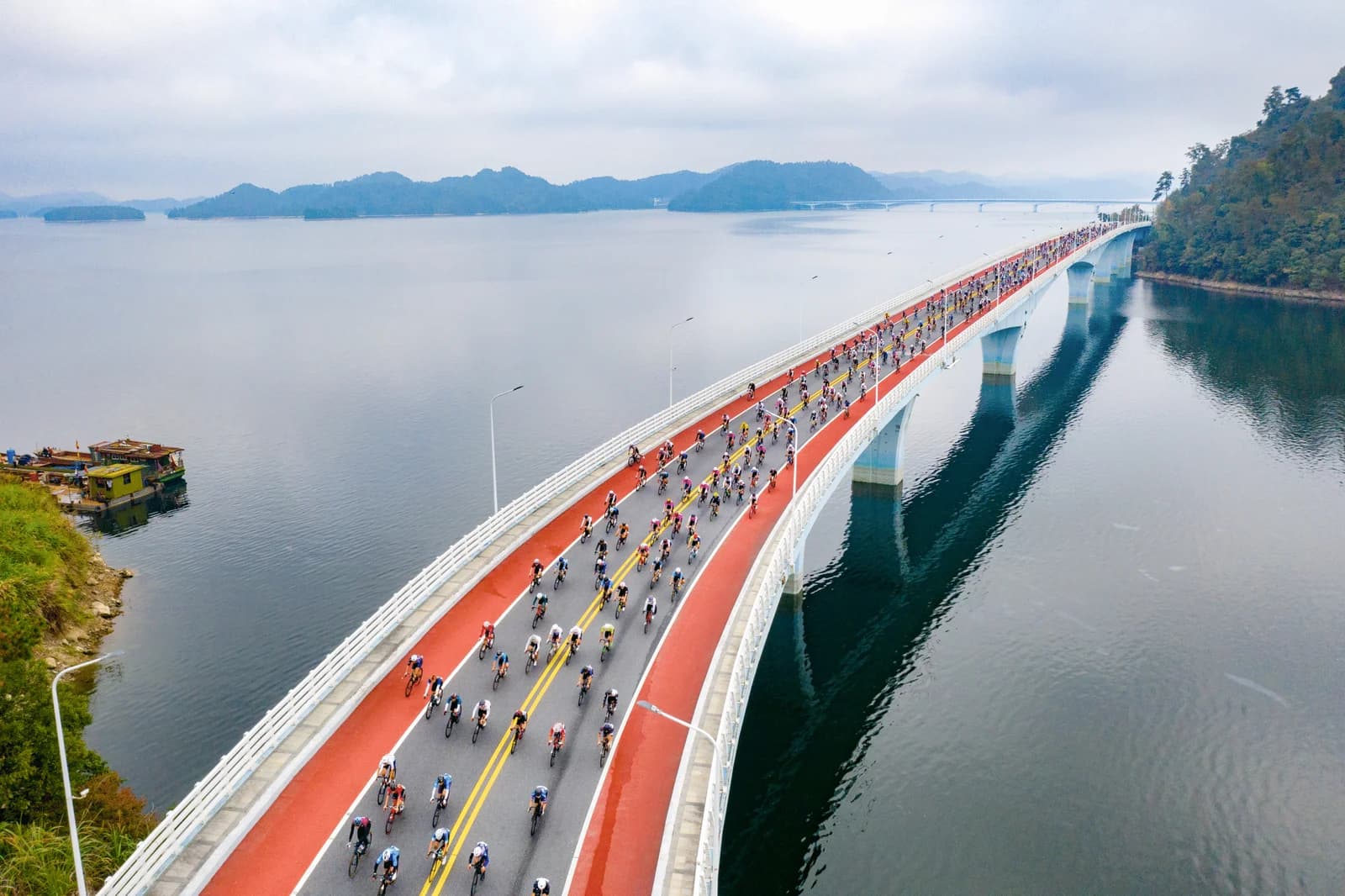 GROUP ABOVE OF 5 PEOPLE DEPART FROM UAE