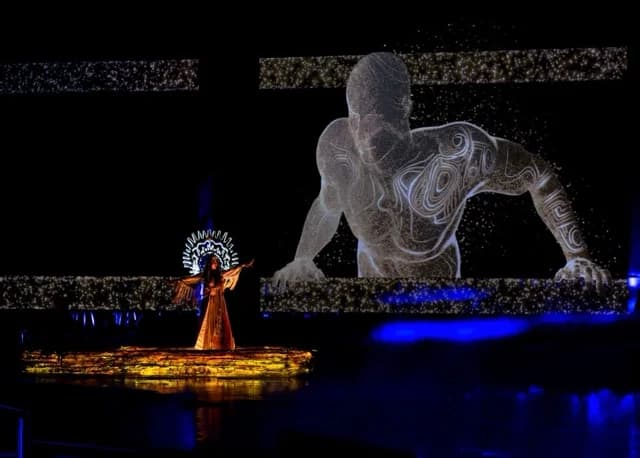 COURSE C: ELEGANCE OF XIANGHU, LARGE SCALE PERFORMING LAKE SHOW