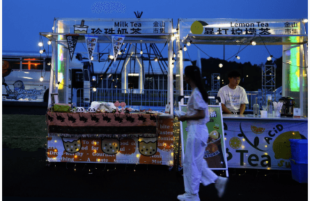 Premium resort backdrop at Qiandao Lake