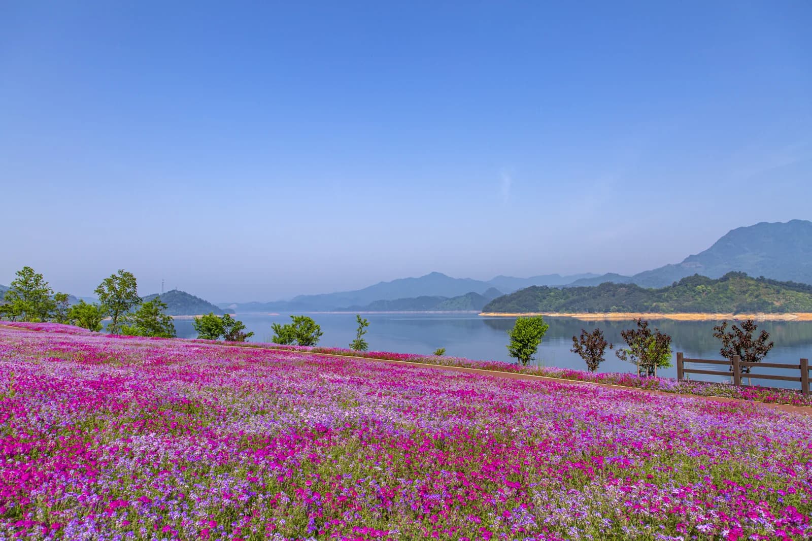Hangzhou Qiandao Lake